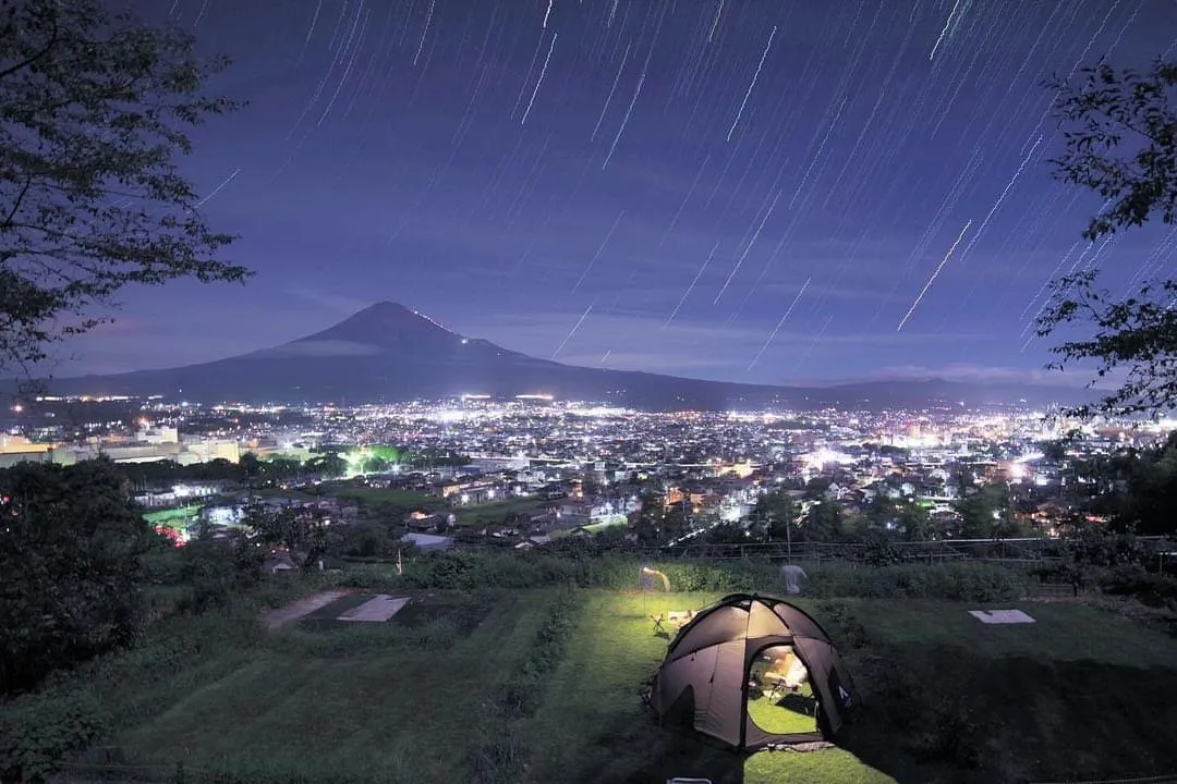 Bサイト富士山と夜景
