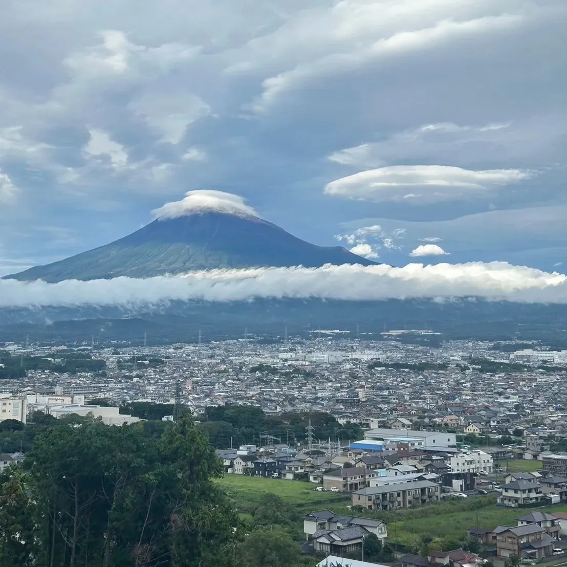 三連休は雨予報キャンセルもありましたが、沢山のお客様にご来場...